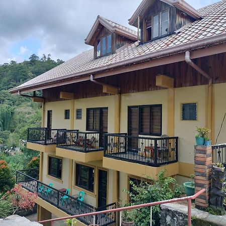 בנאווה Trekkers Lodge And Cafe מראה חיצוני תמונה